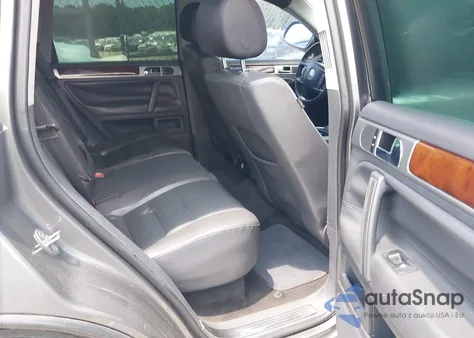 2010 Volkswagen Touareg Vr6 Fsi z USA, uszkodzony, nr VIN WVGBF7A91AD002004